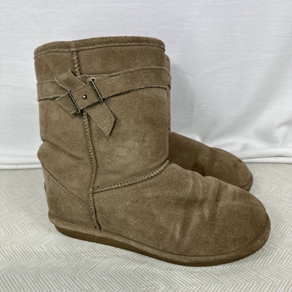 Bearpaw Boots Womens Size 10 Brown Suede Leather Slip On Sheeps Wool Foot Lining